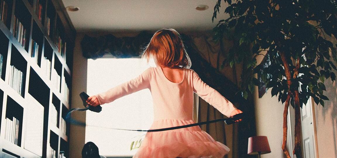 Cum protejăm copiii de poluarea din casă_