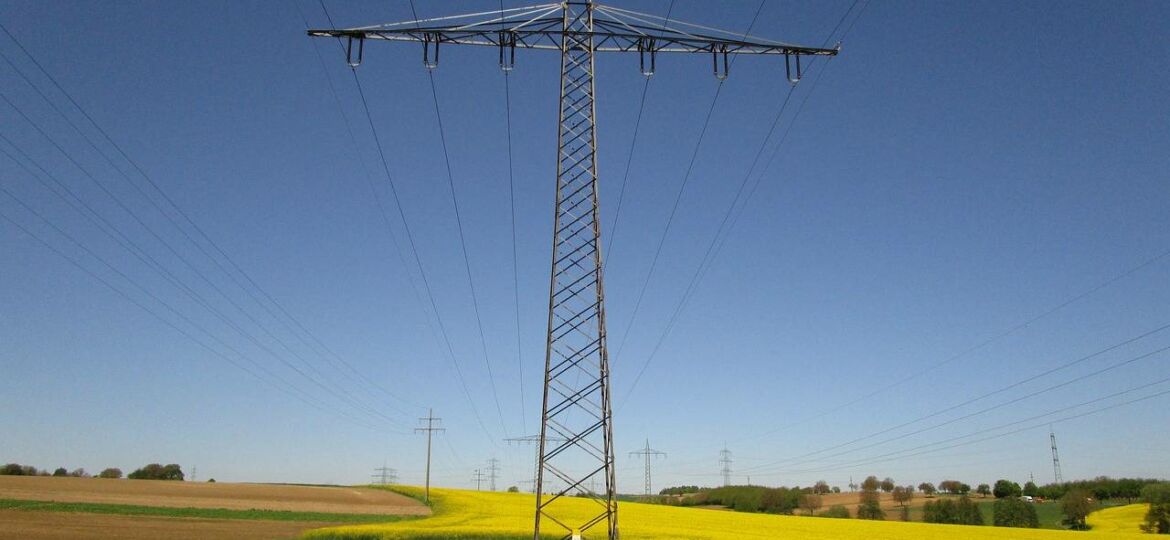 pretul-curentului-urca-pe-piata-reglementata-de-la-1-iulie