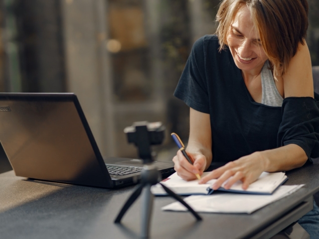 ce furnizor de energie electrica sa aleg