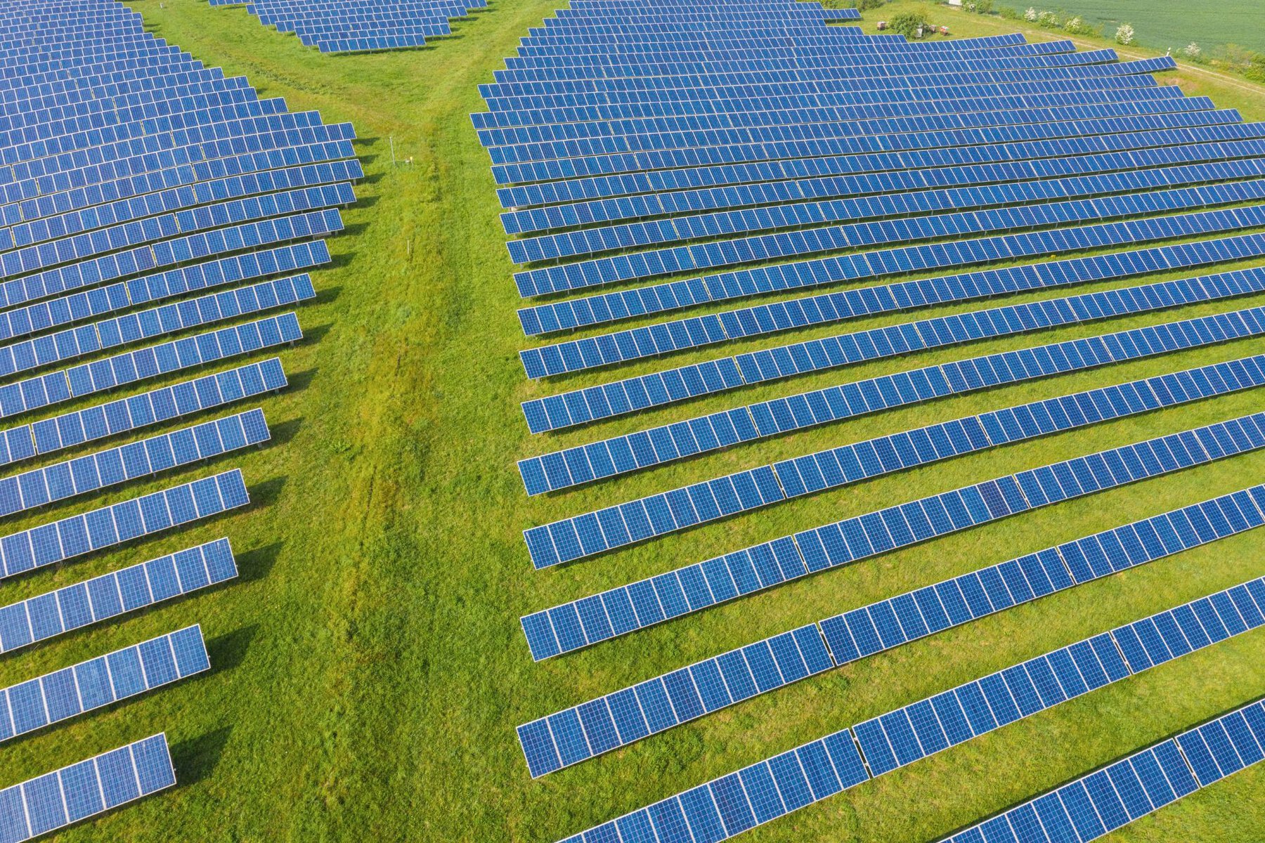 Economii pentru afaceri, cu energie verde