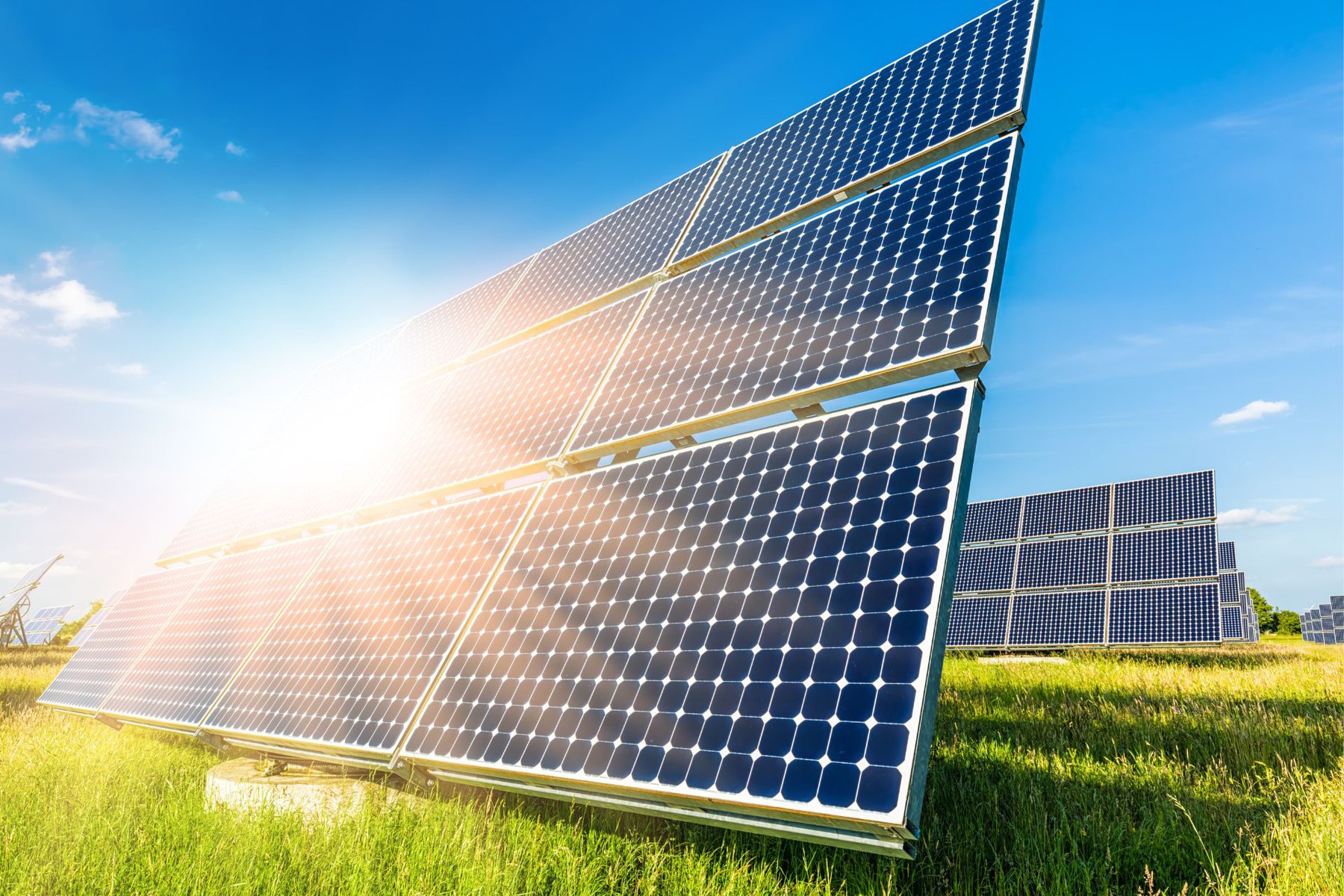 Performanța panourilor solare în orice anotimp