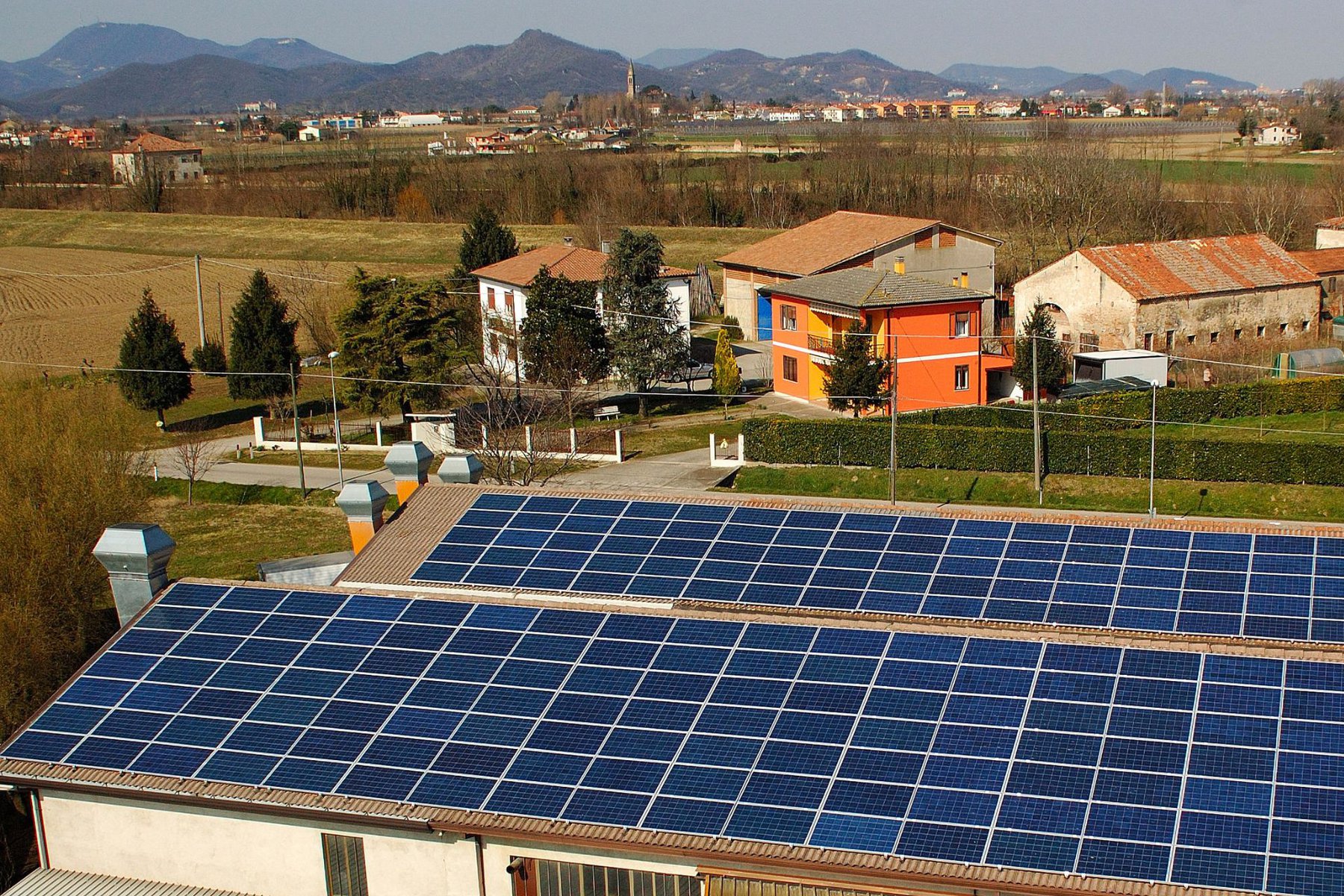 Sistem de energie solară: componență și utilizare